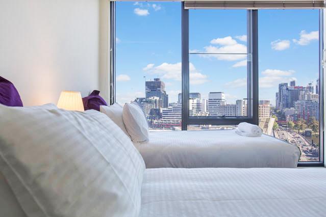 Mj Shortstay Whiteman St Apartment Мелбърн Екстериор снимка