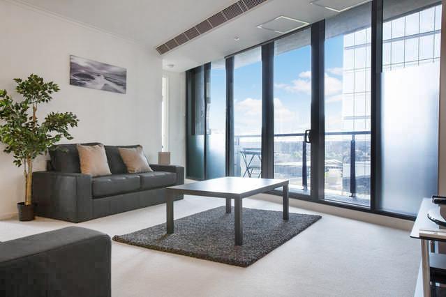 Mj Shortstay Whiteman St Apartment Мелбърн Екстериор снимка
